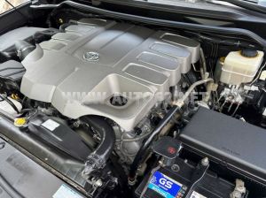 Xe Toyota Land Cruiser VX 4.6 V8 2016