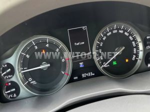 Xe Toyota Land Cruiser VX 4.6 V8 2016