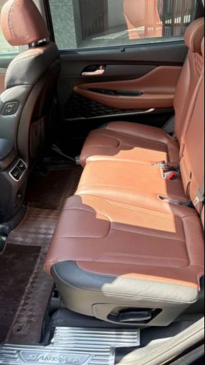 Xe Hyundai SantaFe Cao cấp 2.5L HTRAC 2024