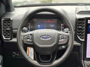 Xe Ford Everest Titanium 2.0L 4x2 AT 2022