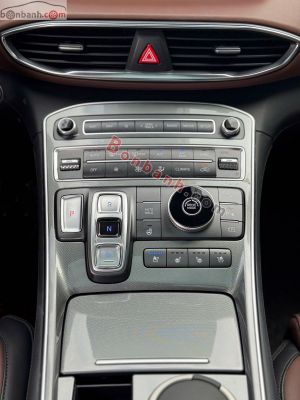 Xe Hyundai SantaFe Cao cấp 2.5L HTRAC 2022