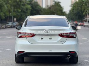 Xe Toyota Camry 2.0Q 2022
