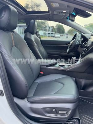 Xe Toyota Camry 2.0Q 2022