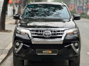 Toyota Fortuner 2.8V 4x4 AT