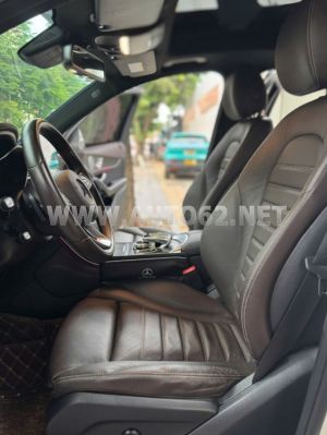 Xe Mercedes Benz GLC 300 4Matic 2019