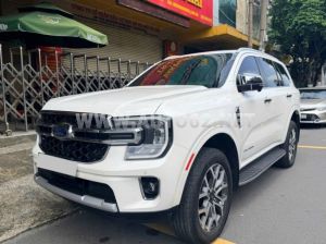 Ford Everest Titanium 2.0L 4x2 AT