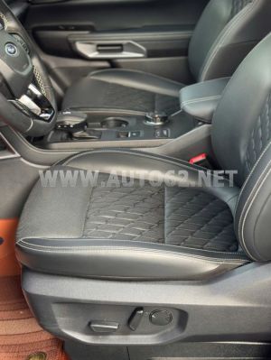 Xe Ford Everest Platinum 2.0L 4x4 AT 2026