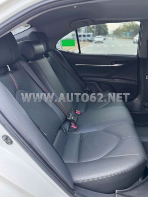 Xe Toyota Camry 2.0Q 2022