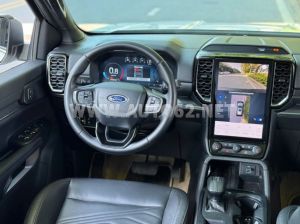Xe Ford Everest Titanium Plus 2.0L 4x4 AT 2025