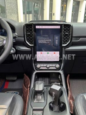 Xe Ford Everest Titanium Plus 2.0L 4x4 AT 2025